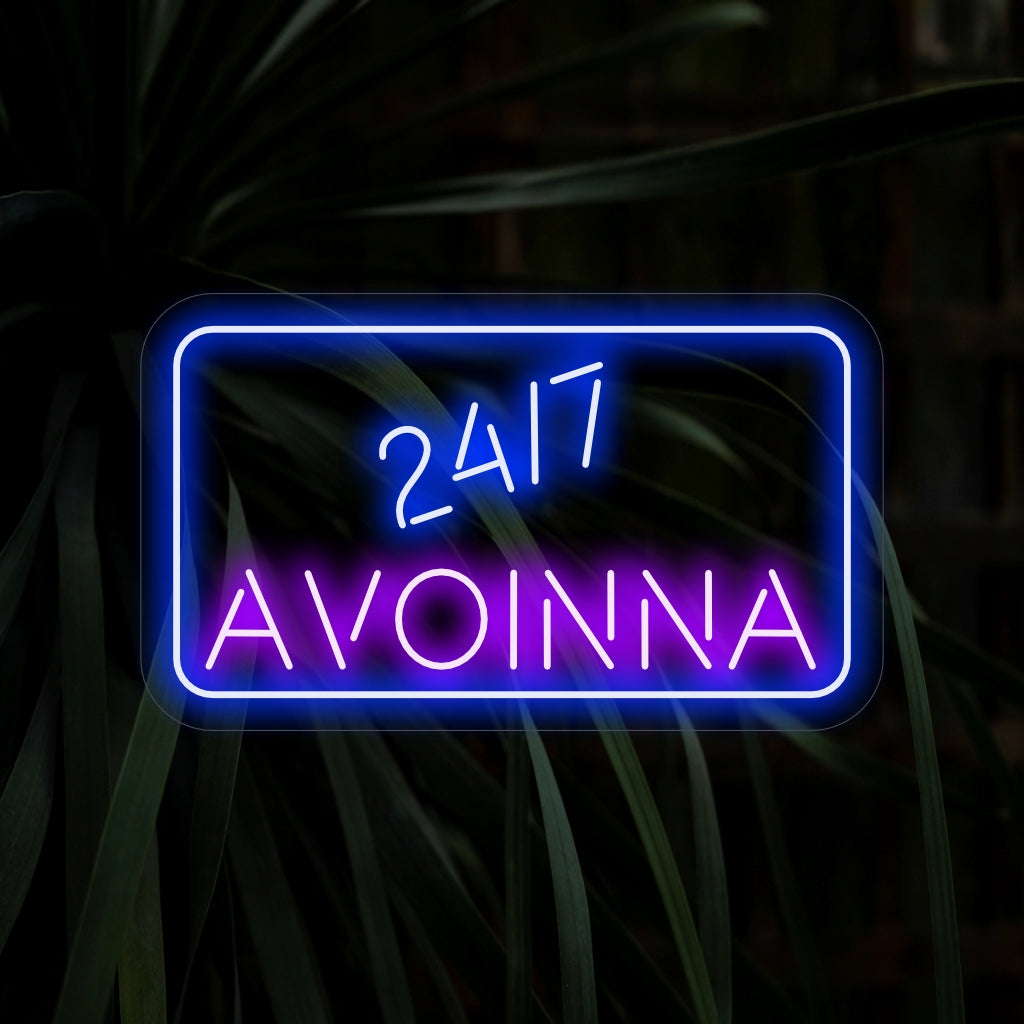 "24 7 Avoinna Neon Open Sign" esittelee siniset numerot 24 7 pehmeässä, pyöristetyssä sinisessä kehyksessä, jonka alla on violetti sana "Avoinna". Hellävarainen ja kutsuva kosketus mihin tahansa yritykseen.