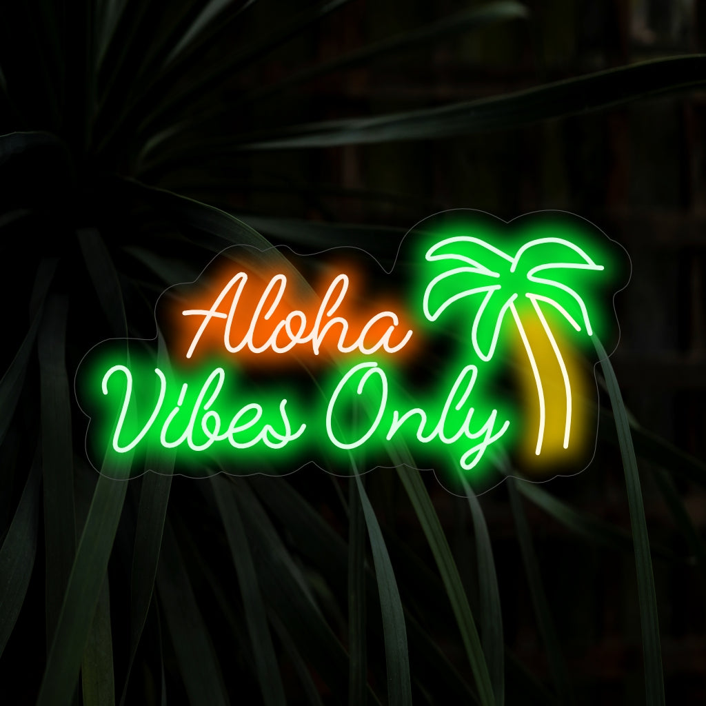 "Aloha Vibes Only Neon Sign" - Trooppinen neonvalo, jossa on ikoninen havaijilainen tervehdys, joka tuo lämpöä ja positiivisuutta asuintilaasi.