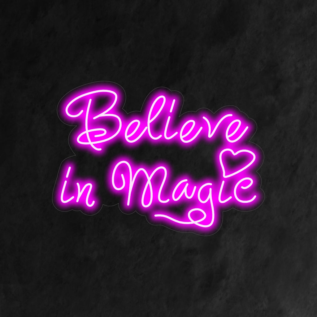 "Believe In Magic Neon Sign" on omituinen ja lumoava lisä fantasia-aiheiseen sisustukseen. Neonvalo, joka rohkaisee uskoa taikuuteen ja ihmeeseen.