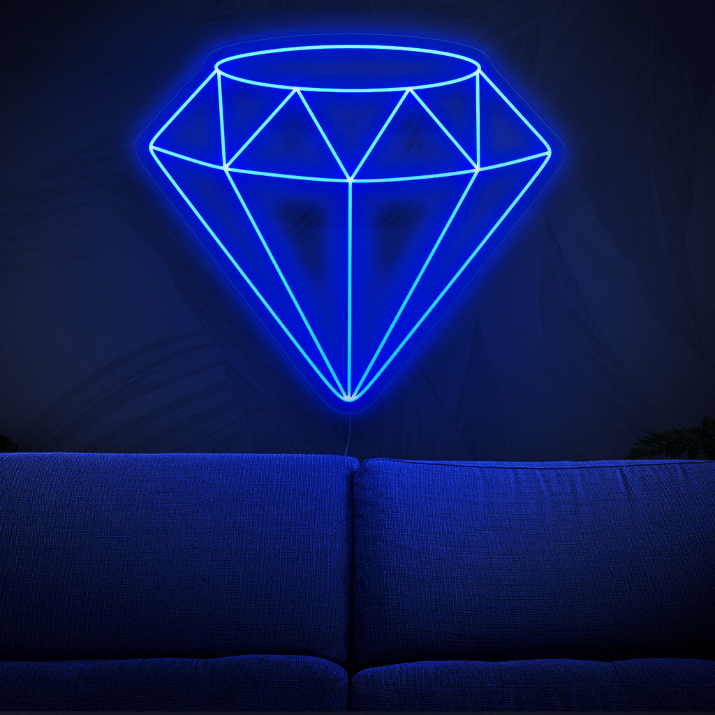 "Diamond Ring Neon Sign" on lumoava ja hääaiheinen lisä sisustukseen. Neonvalo, joka symboloi timanttisormuksen ajatonta eleganssia.