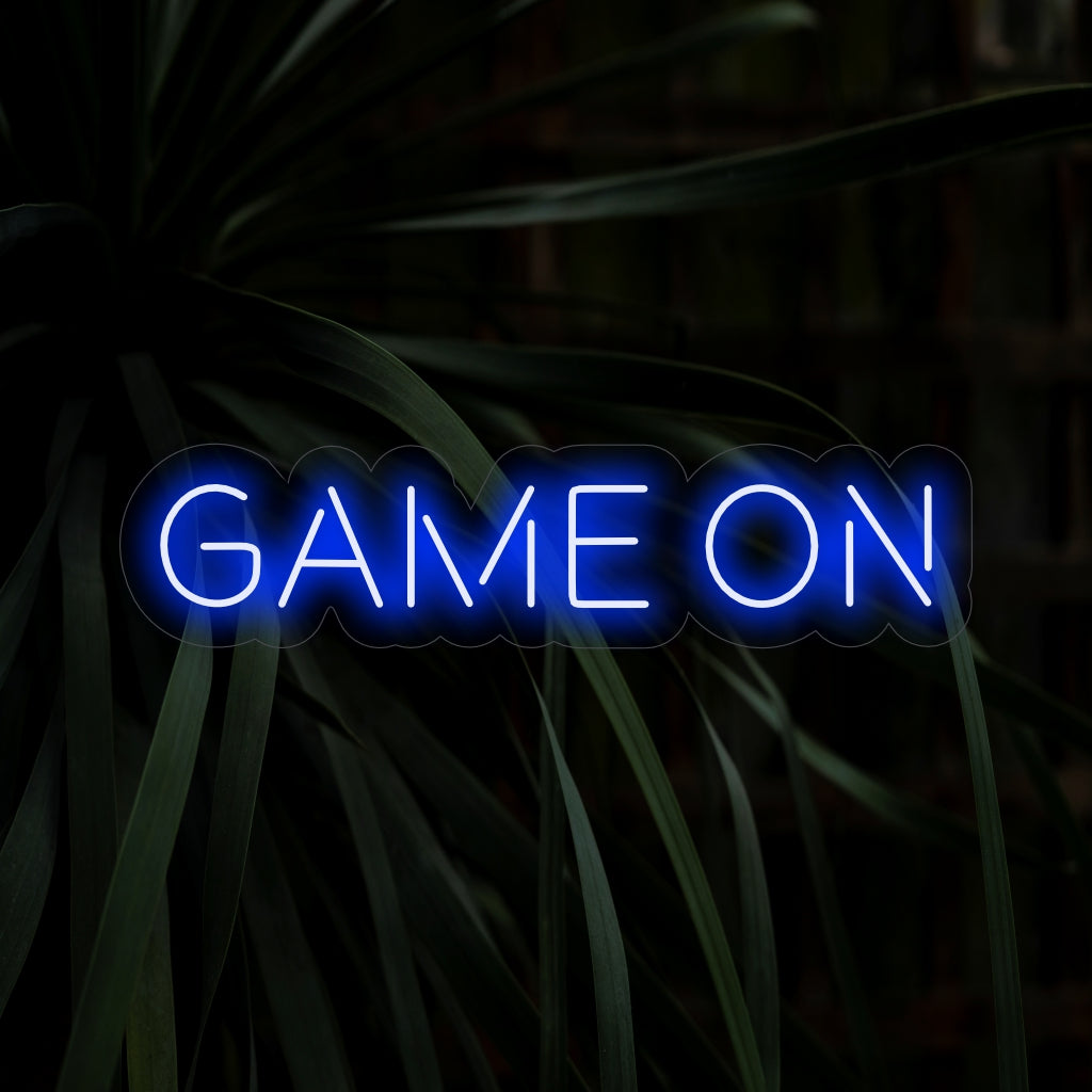 "Game On Neon Sign" - Säteilevä pelienergia, täydellinen pelihuoneisiin ja viihdetiloihin, merkkinä jännittävän peliajan alkamisesta.