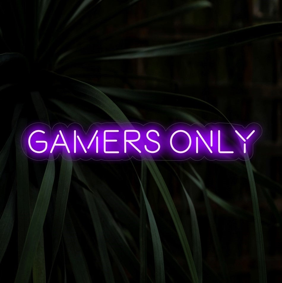 "Gamers Only Neon Sign" - Valaise eksklusiivisilla pelitunnelmilla, täydellinen pelitiloihin ja viihdehuoneisiin ja kutsuu vain intohimoisimmat pelaajat.
