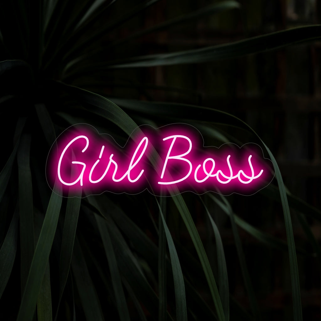 "Girl Boss Neon Sign" - Säteilevä vaikutusvaltaa ja itseluottamusta, täydellinen naisjohtoisiin työtiloihin ja toimistoihin, joissa naiset omaksuvat johtajuutensa.