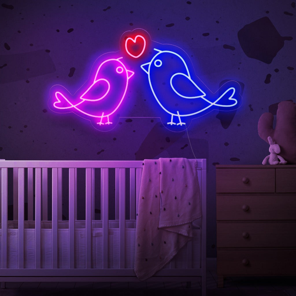 "Harmony of Lovebirds Neon Sign" - Vangitsee rakkauden ja yhteenkuuluvuuden olemuksen, täydellinen tiloihin, joissa juhlitaan ihmissuhteiden ja kumppanuuden kauneutta.