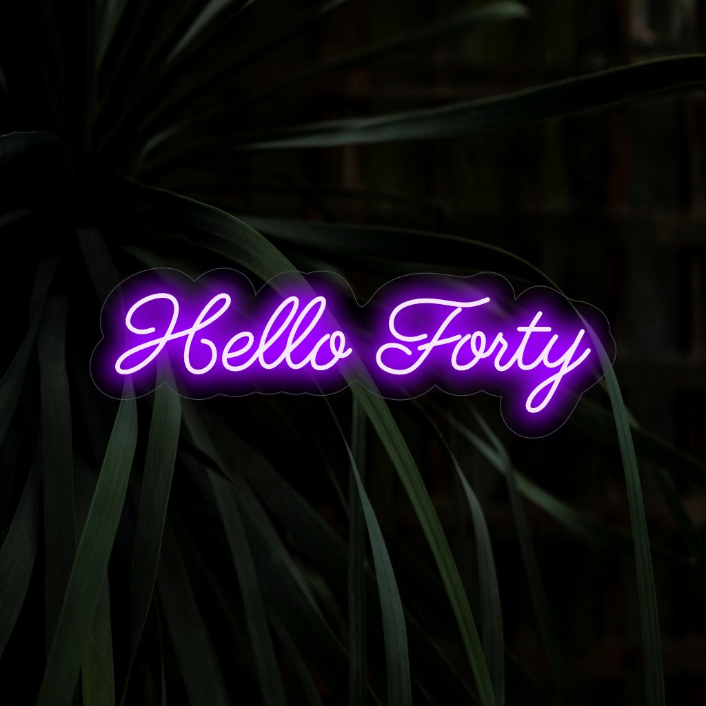 "Hello Forty Neon Sign" - Iloinen ja juhlava lisäys 40-vuotisjuhliin, joka levittää positiivista ja eloisaa tunnelmaa uuden vuosikymmenen alkuun.