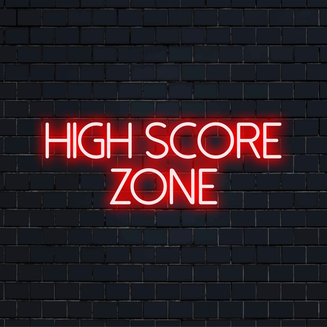 LED-valokyltti High Score Zone -tekstillä, jossa on elävät värit ja leikkisä muotoilu. Ihanteellinen peliseinien sisustamiseen.
