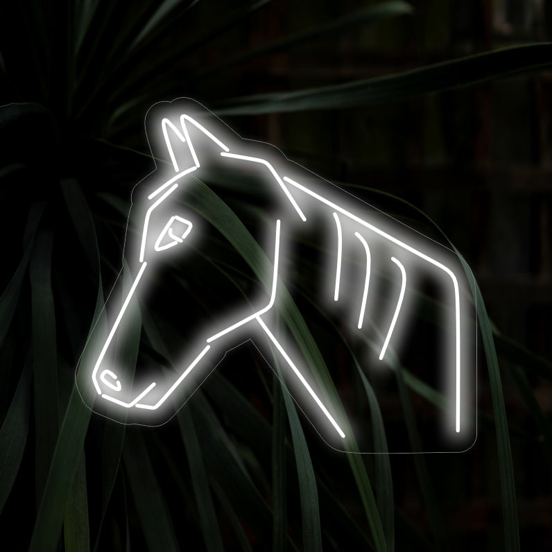 "Horse Neon Sign" - Majesteettinen ja kiehtova lisä hevosaiheisiin tiloihin, esittelee hevosten henkeä ja suloisuutta dynaamisella ja lumoavalla neonvalolla.