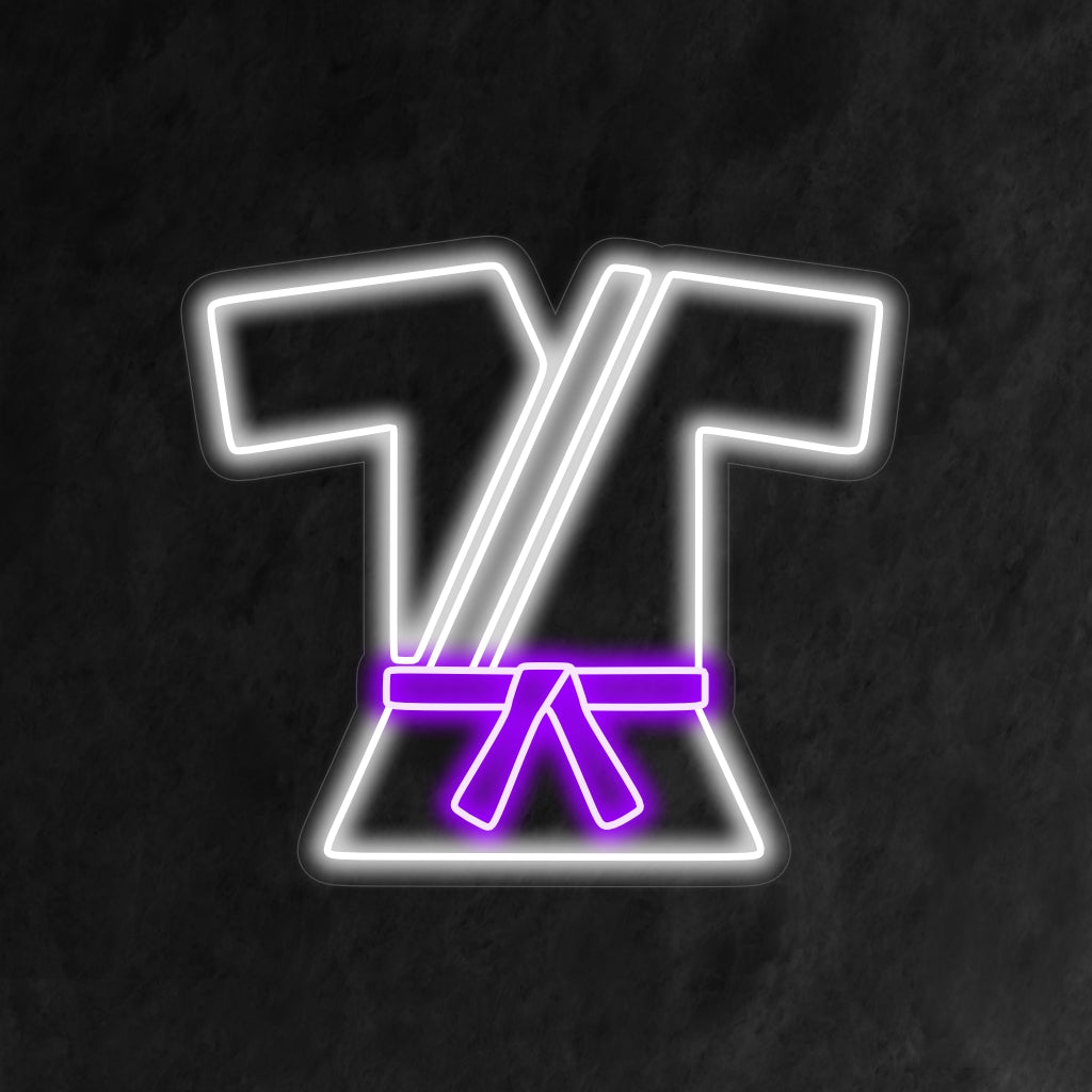 "Martial Arts Uniform Neon Sign" on dynaaminen ja energinen lisäys, joka sopii täydellisesti kamppailulajistudioihin ja kuntoilutiloihin. Valaise kurinalaisuuden ja voiman hengellä!