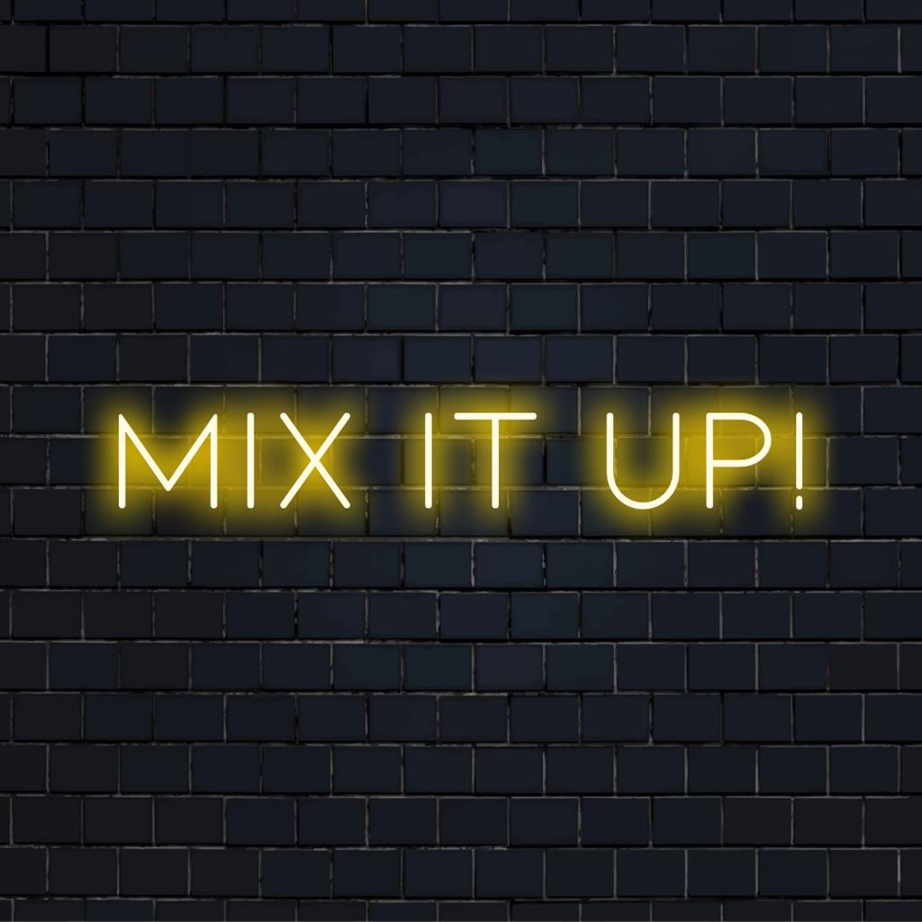 Eloisa mittatilaustyönä valmistettu LED-valokuva, jossa on leikkisät ja dynaamiset valokokoonpanot, jotka sopivat täydellisesti moderniin sisustukseen.