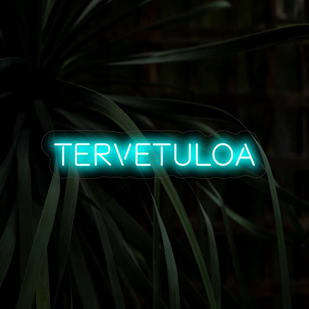 "Tervetuloa Neon Sign" lisää lämpöä kutsuvalla hehkullaan luoden ilmapiirin, joka toivottaa vierailijat tervetulleiksi ja syleilee tilaasi.