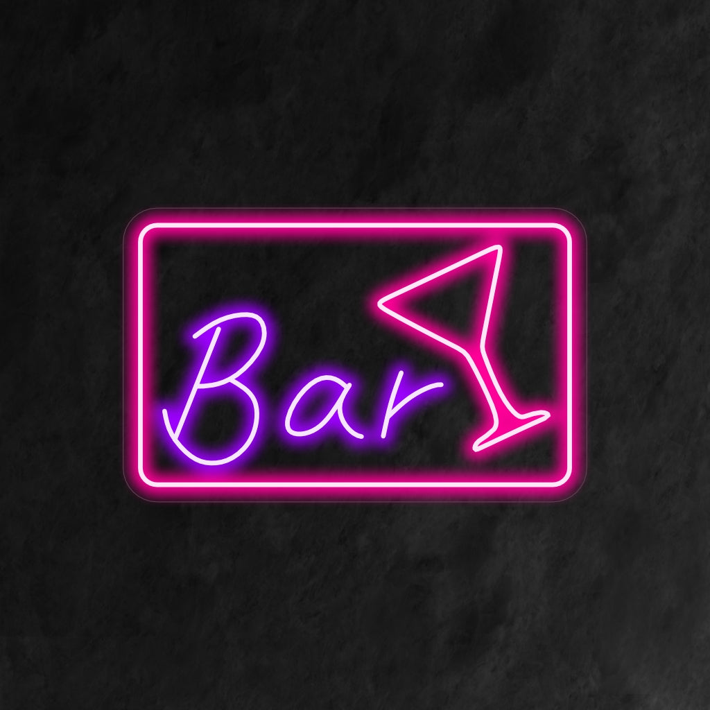 "Vintage Bar Neon Sign" huokuu nostalgiaa klassisella kirjaimellaan ja lämpimällä hehkullaan, luoden viehättävän retrotunnelman baaritilaan.