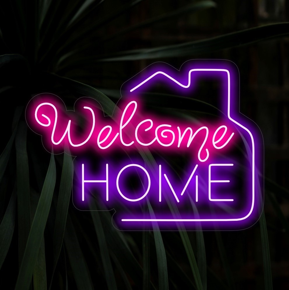 "Welcome Home Neon Sign" säteilee lämpöä ja vieraanvaraisuutta kodikkaalla hehkullaan luoden sydäntä lämmittävän tunnelman tilaan saapuville.