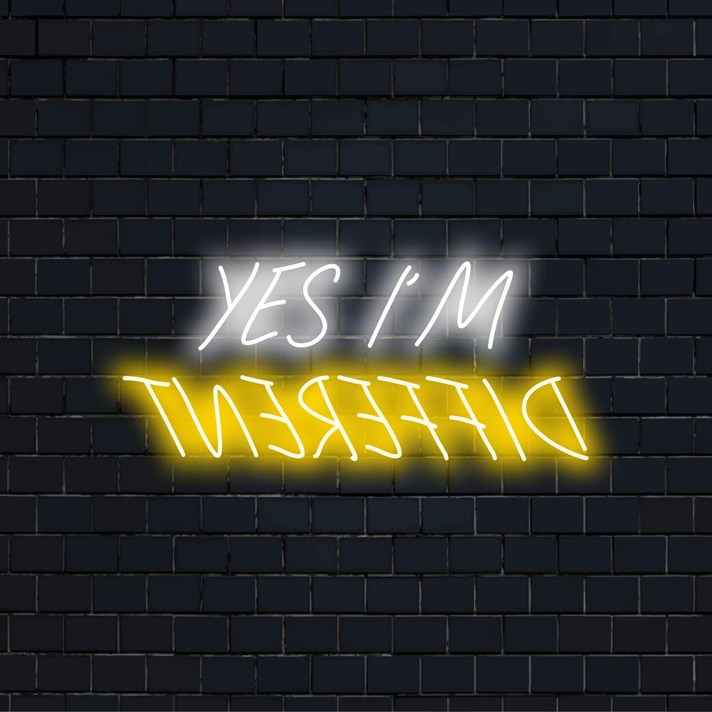 Kyllä, olen erilainen mittatilaustyönä valmistettu LED-valokuva; eloisa neontekstitaide, ainutlaatuinen neonvalo sisustus; ihanteellinen neonkylttien mukautettuihin ideoihin.