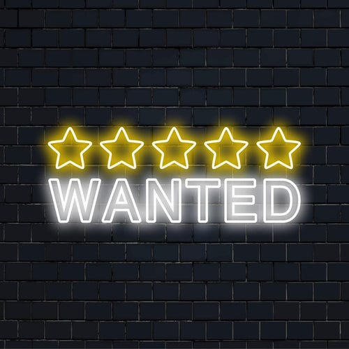 Eloisa, yksilöllinen LED-valokyltti, jossa on teksti "5 Stars Wanted" lihavoituin kirjaimin, ja se on täydellinen katseenvangitsijaan neonsisustus.