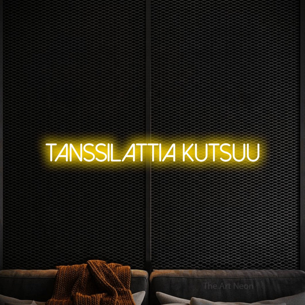 LED neon sign reading “Tanssilattia kutsuu”, arranged in a single line.