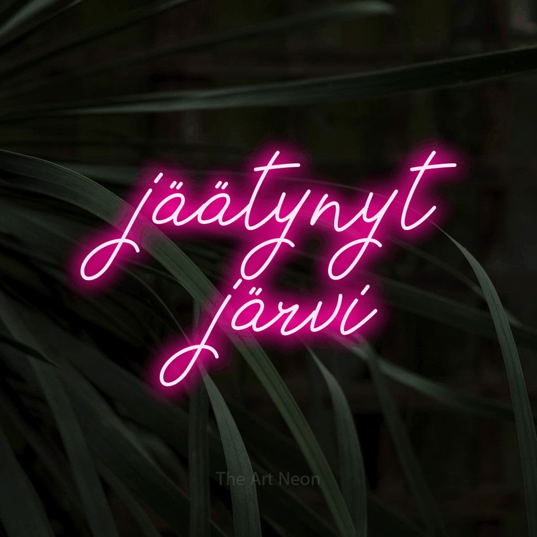 LED neon sign reading “jäätynyt järvi”, arranged in 2 lines.