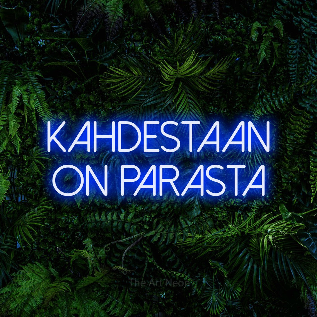 LED neon sign reading “kahdestaan on parasta”, arranged in 2 lines.