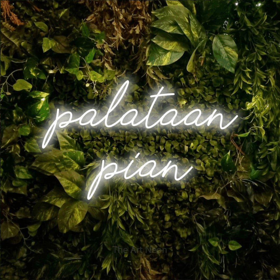 LED neon sign reading “palataan pian”, arranged in 2 lines.