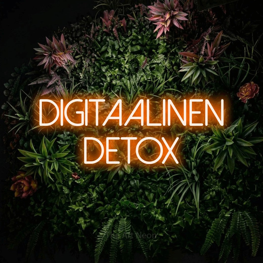 LED neon sign reading “digitaalinen detox”, arranged in 2 lines.
