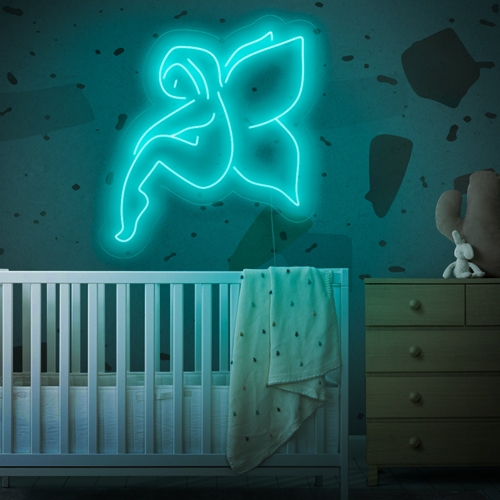 "Fairy Neon Sign" syttyy maagisella hehkulla, sopii täydellisesti lastenhuoneisiin ja tiloihin, joissa keijujen hassu maailma lisää lumoa tunnelmaan.