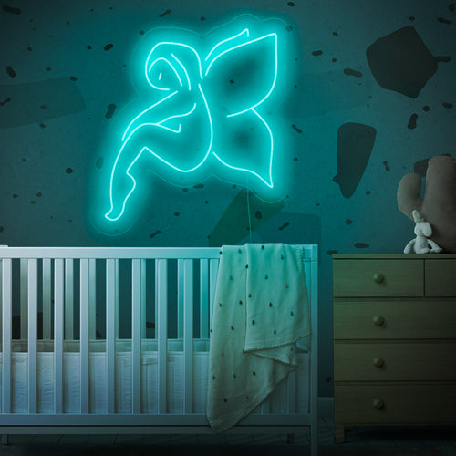 "Fairy Neon Sign" lyser upp med ett magiskt sken, perfekt för barnrum och utrymmen som omfamnar älvornas nyckfulla värld och lägger till förtrollning till atmosfären.
