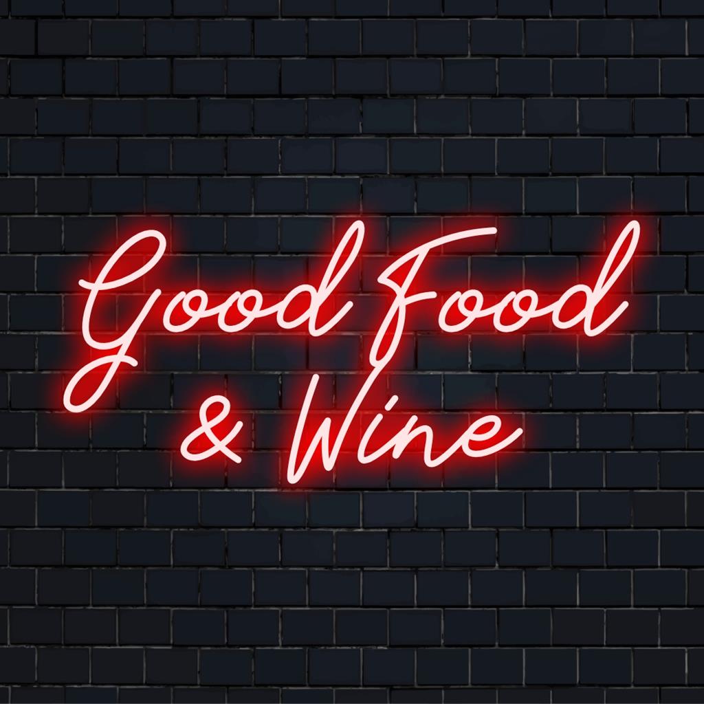 Mukautettu neonkyltti, jossa on sana Good Food & Wine. Täydellinen keittiöön tai baariin valaisemalla tilan lämpimällä LED-valolla.