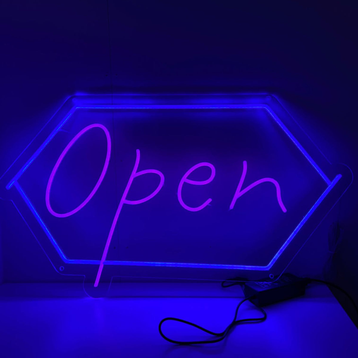 Avoin valokyltti - The Art Neon