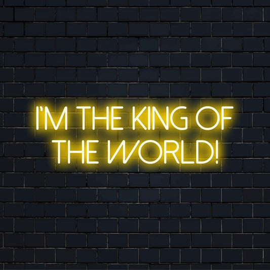 Mukautettu LED-valokyltti, jossa lukee, että olen maailman kuningas! Täydellinen rohkeaan neonkoristeeseen; yhdistää inspiraatiota ja elävää valotaidetta.