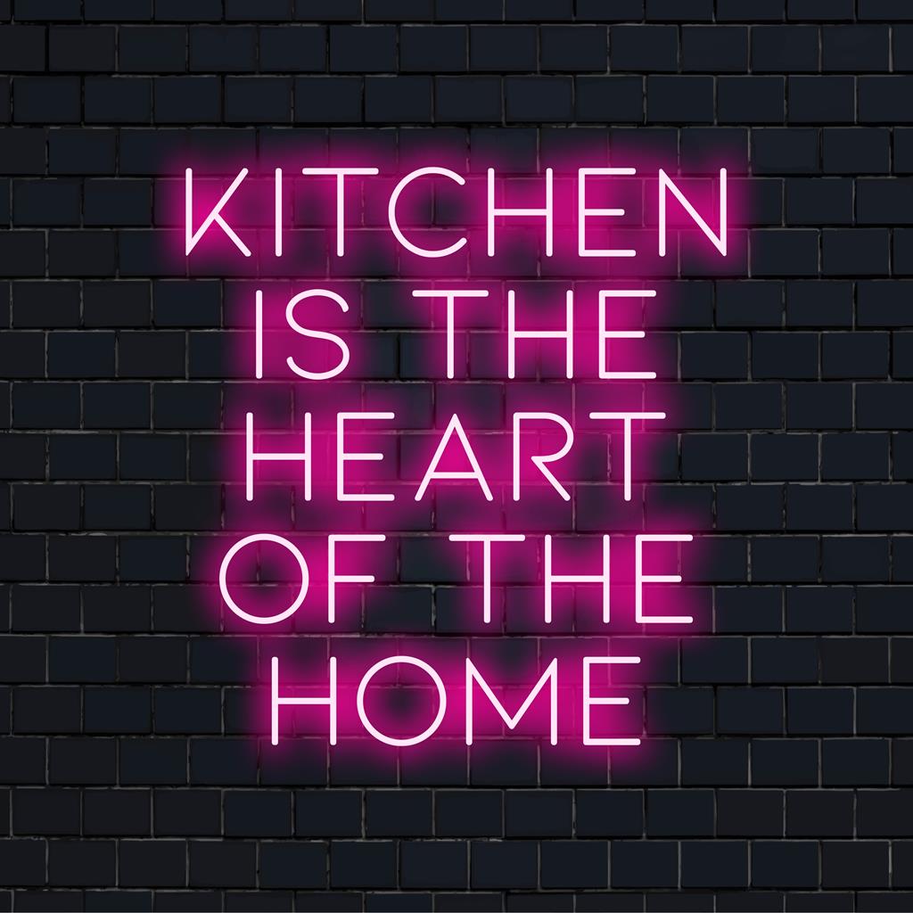 Mukautettu LED-neonkyltti, jossa lukee Kitchen Is The Heart Of The Home kirkkaalla hehkuvalla tekstillä, täydellinen kodikkaan keittiön sisustukseen.