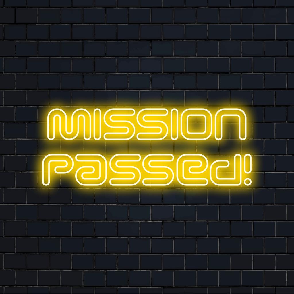 Anpassat uppdrag godkänt! LED neonskylt som visar upp levande färger och unik stil; idealisk för neonljusinredning.