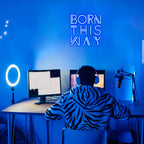 Born This Way – LED-neonkyltti (5 V USB)