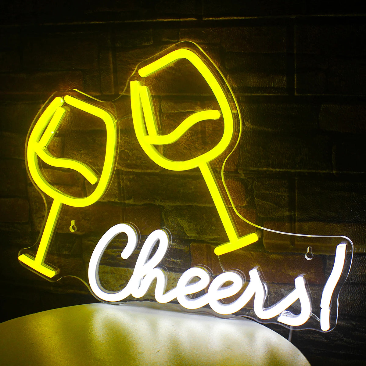 Cheers! – Kippistävät viinilasit – valokyltti (5 V USB)