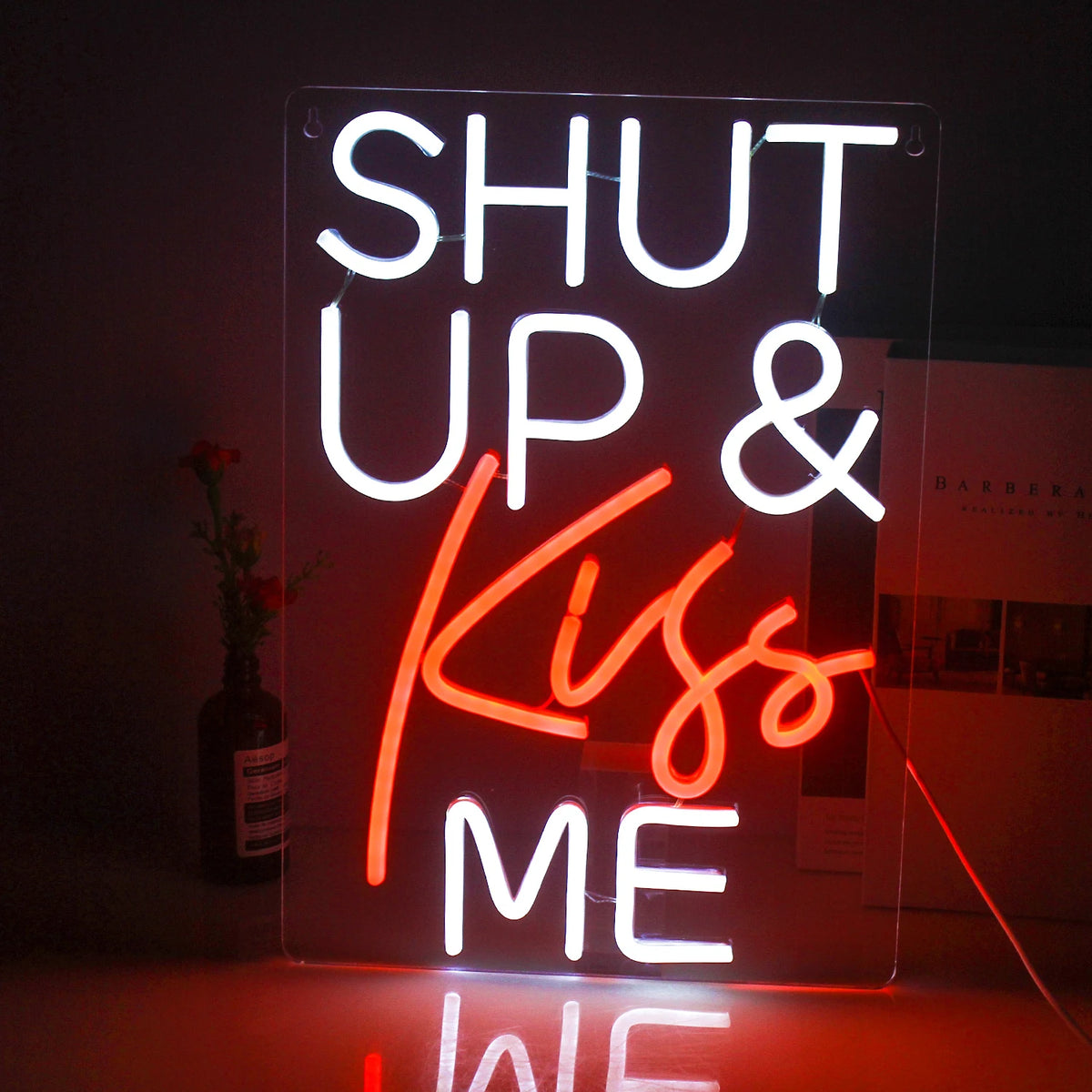 Shut Up & Kiss Me – LED-neonkyltti (5 V USB)