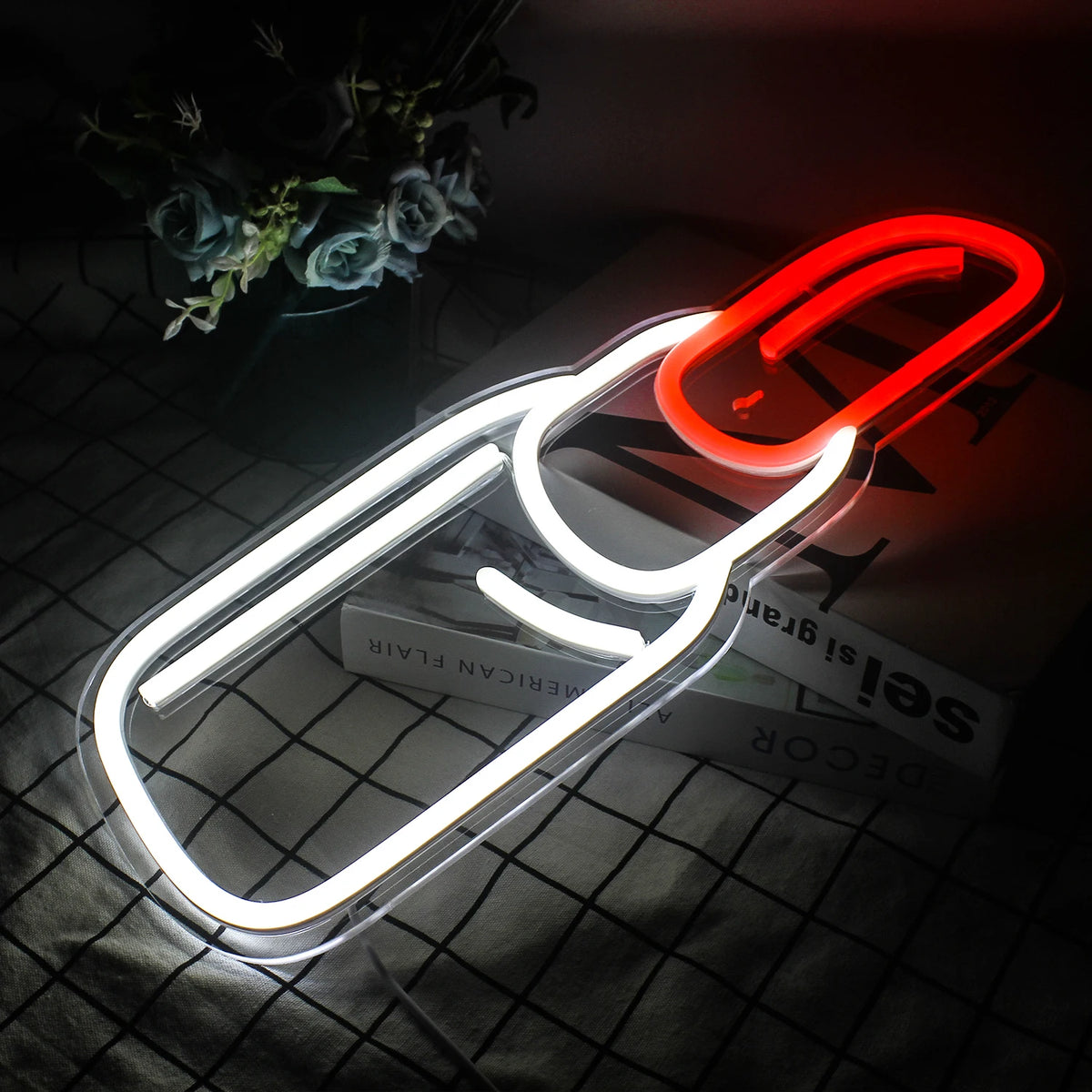 Huulipuna – LED-neonkyltti (5 V USB)