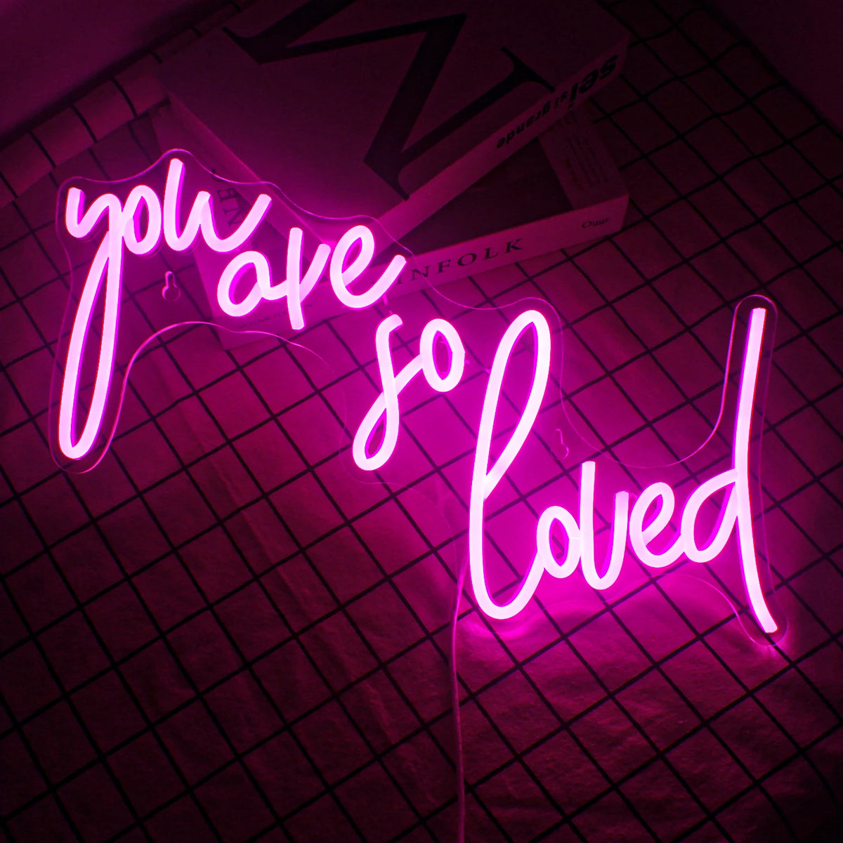 You Are So Loved – LED-neonkyltti (5 V USB)