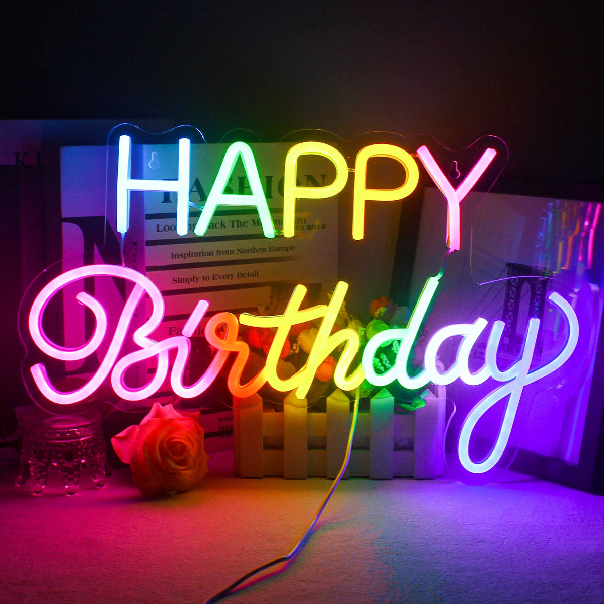 HAPPY Birthday – Värikkäät LED-kirjaimet – valokyltti (5 V USB)