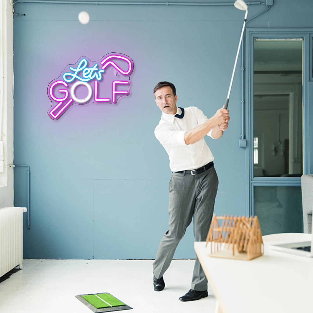 Let's GOLF – Golfmaila – LED-neonkyltti (5 V USB)
