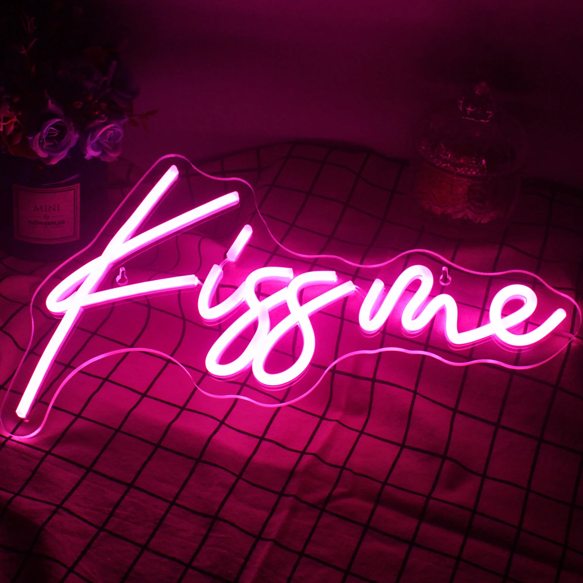 Kiss Me – LED-neonkyltti (5 V USB)