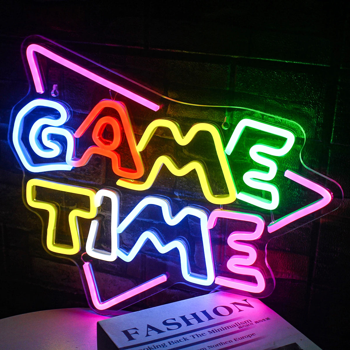 GAME TIME – Kolmio – LED-neonkyltti (5 V USB)