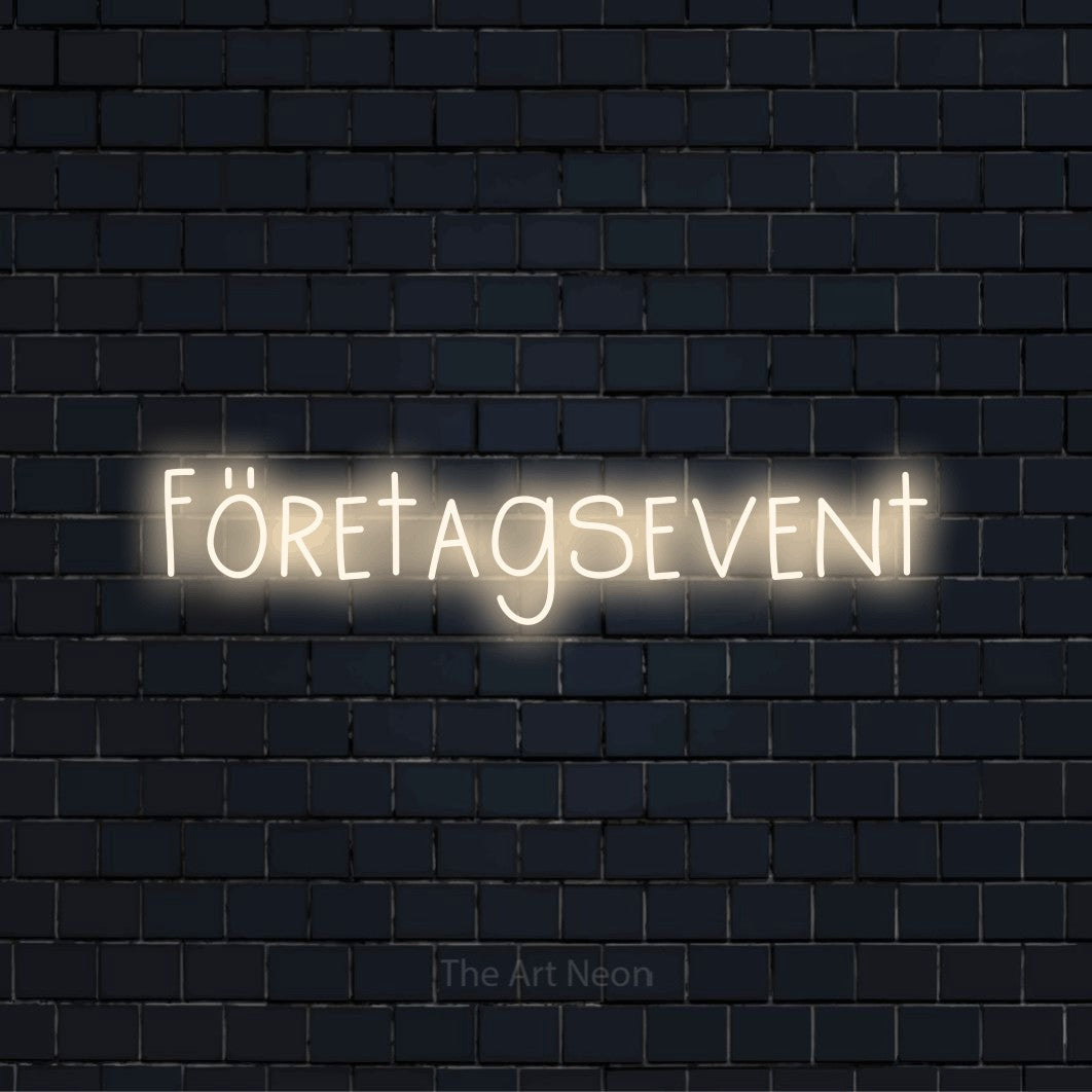 Personlig neonskylt med texten “Företagsevent” på en svart tegelvägg