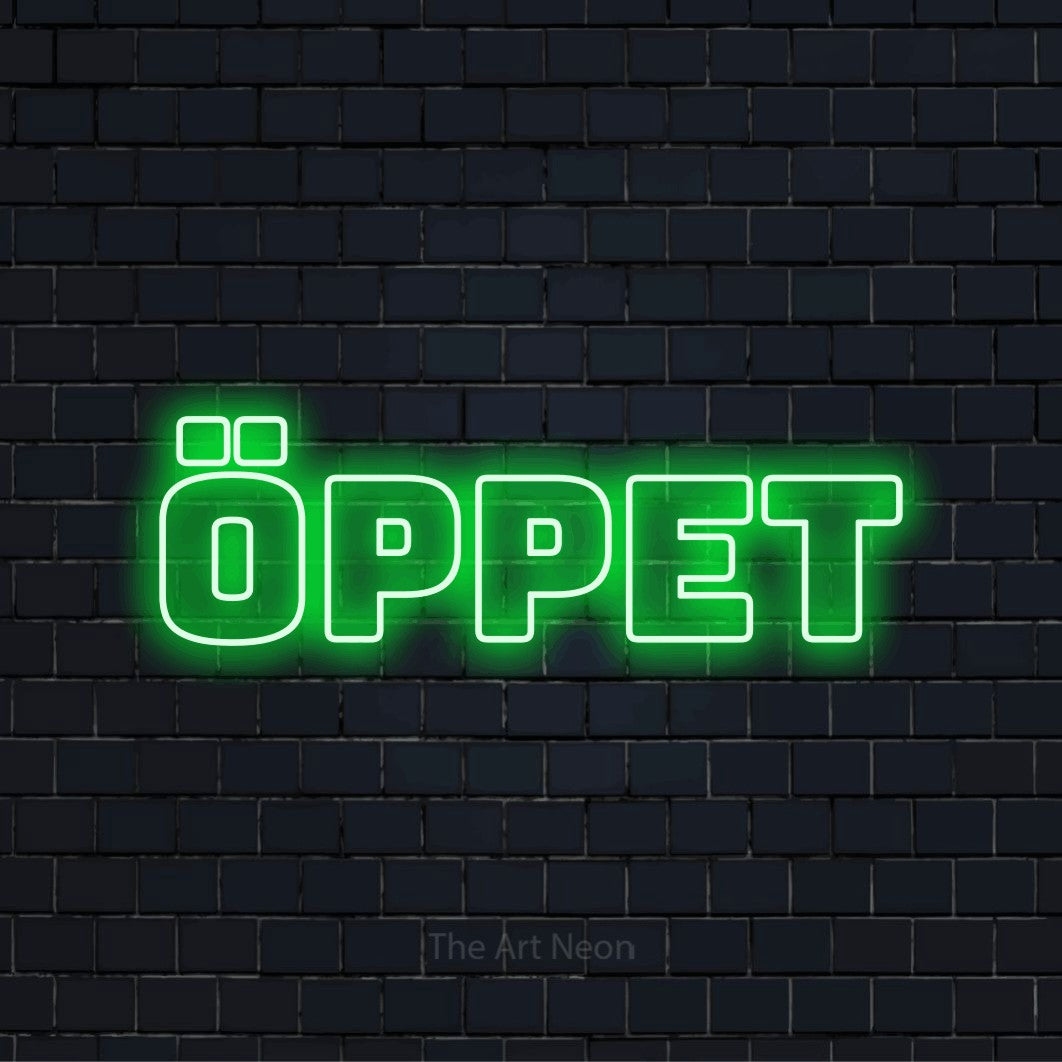 Personlig neonskylt med texten “Öppet” på en svart tegelvägg