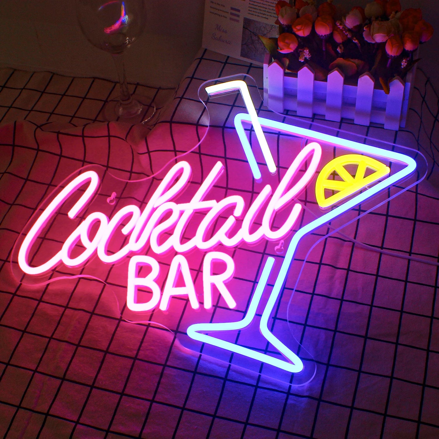 Cocktailbaari 5V USB LED Neon Kyltti - Budjettirajoitettu