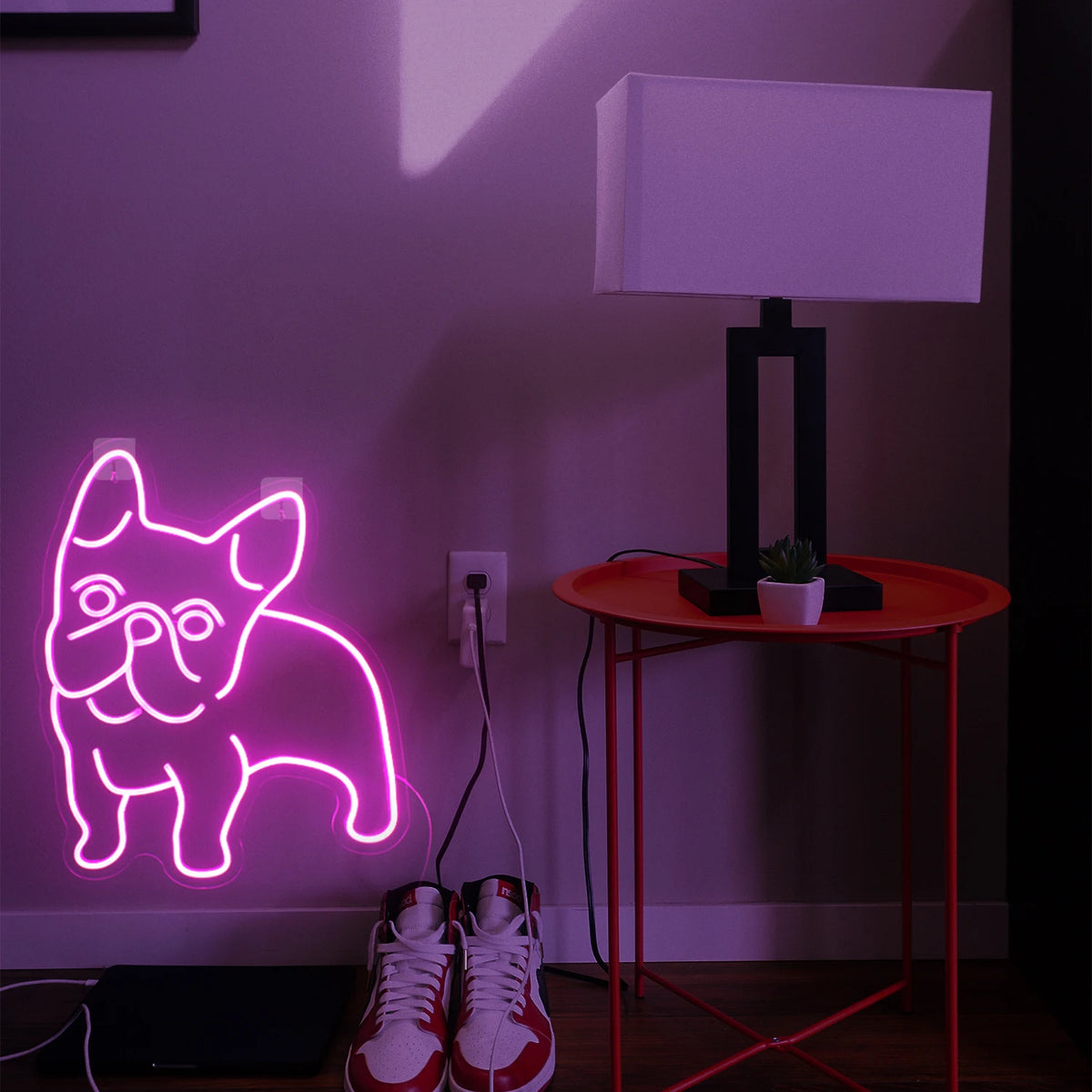 Vaaleanpunainen koira – LED-neonkyltti (5 V USB)