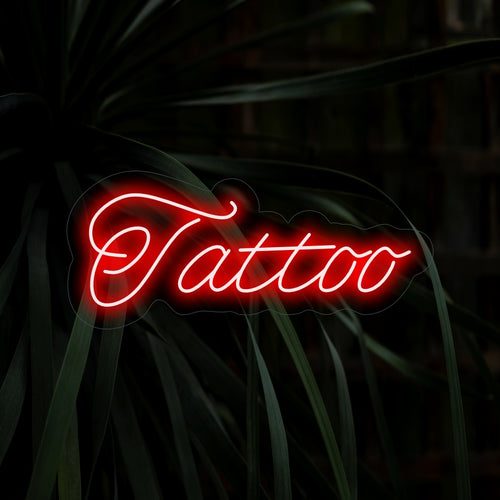 "Tattoo Neon Sign" lisää eloisaa taiteellisuutta ikonisella muotoilullaan ja luo rohkean hehkun, joka juhlii tatuointien luovuutta ja kauneutta tilassasi.