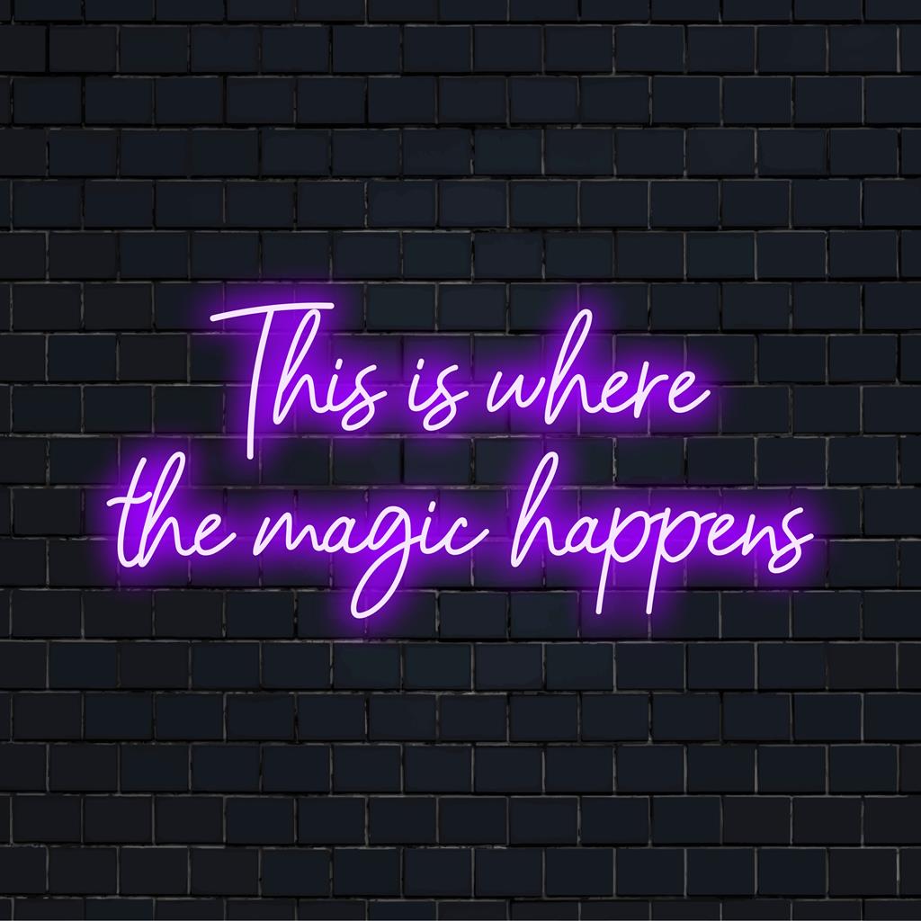 Mukautettu LED-valokyltti, jossa lukee This Is Where The Magic Happens, kirkkaat värit näyttävään seinätaiteen sisustukseen.