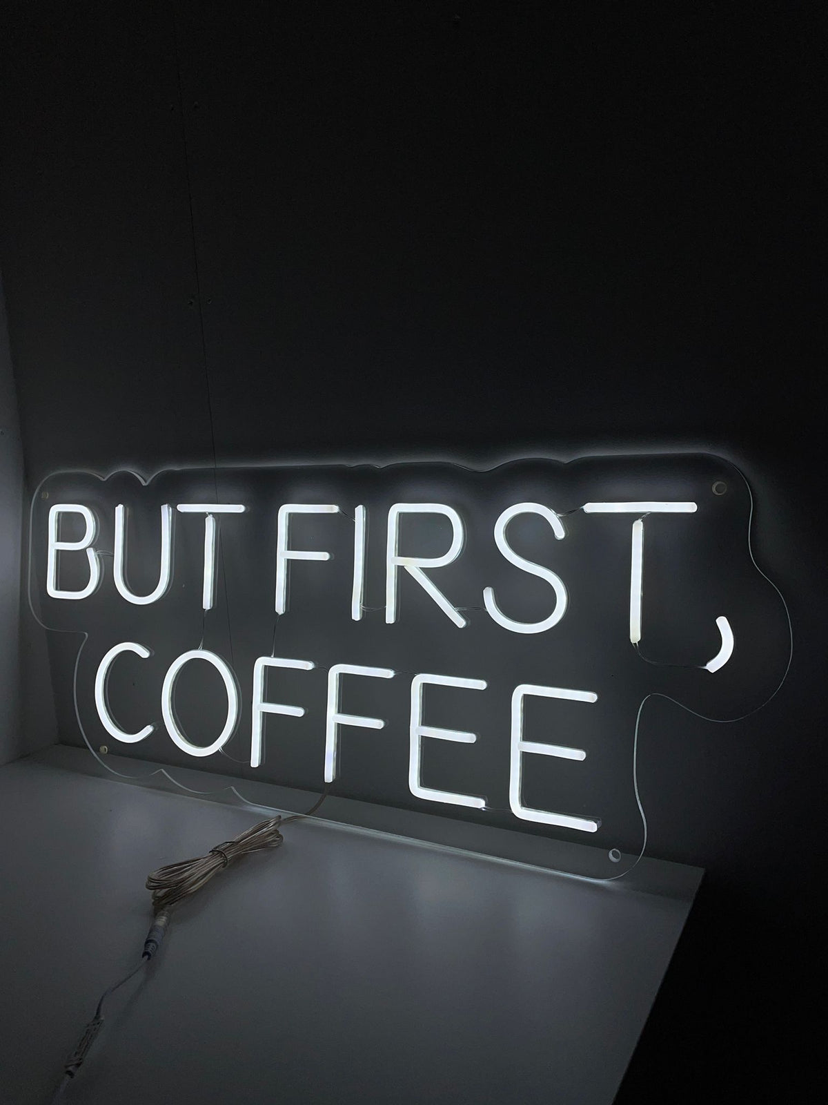 Mutta ensin, Coffee Neon Sign - Art Neon