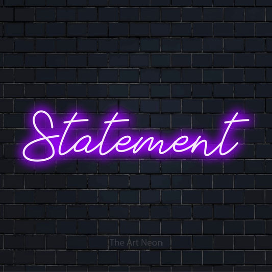 LED-Neonschild mit dem Text „Statement“ auf dunkler Ziegelwand