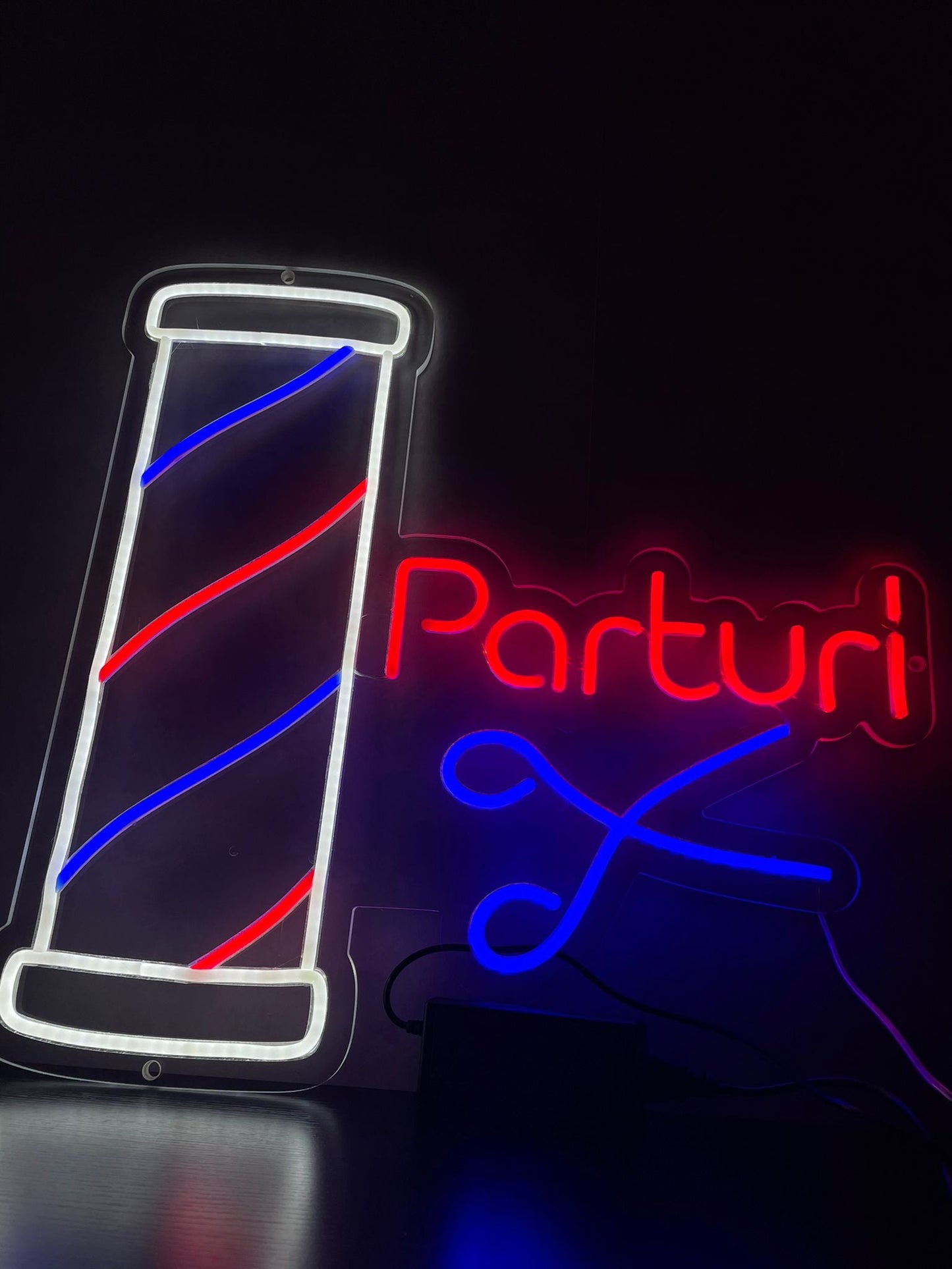 Parturi Barber Shop Neon Sign